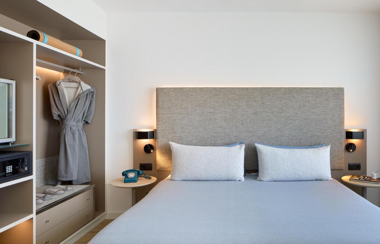 Hotel Barcelona Apolo, Affiliated by Meliá Esterno foto