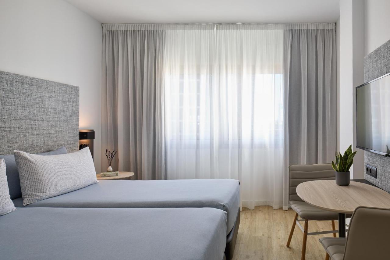 Hotel Barcelona Apolo, Affiliated by Meliá Esterno foto