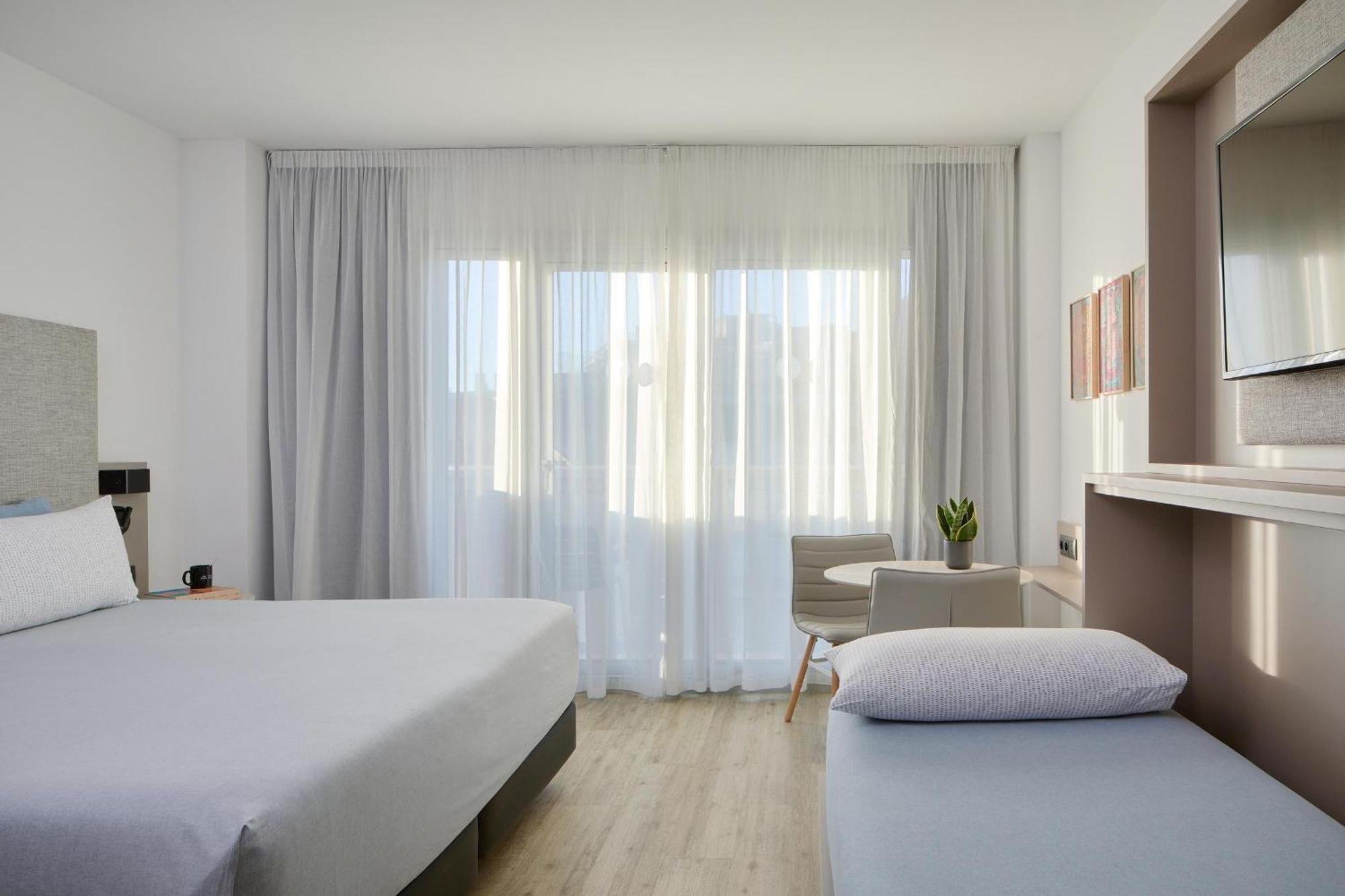 Hotel Barcelona Apolo, Affiliated by Meliá Esterno foto